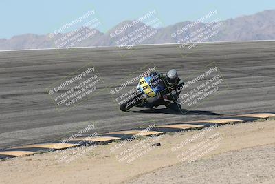 media/Oct-13-2025-Moto Forza (Mon) [[a66d839500]]/3-B Group/Session 2 (Bowl)/